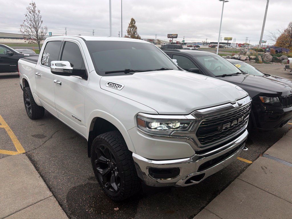 Used 2019 RAM 1500 Limited AWD/4WD image 2