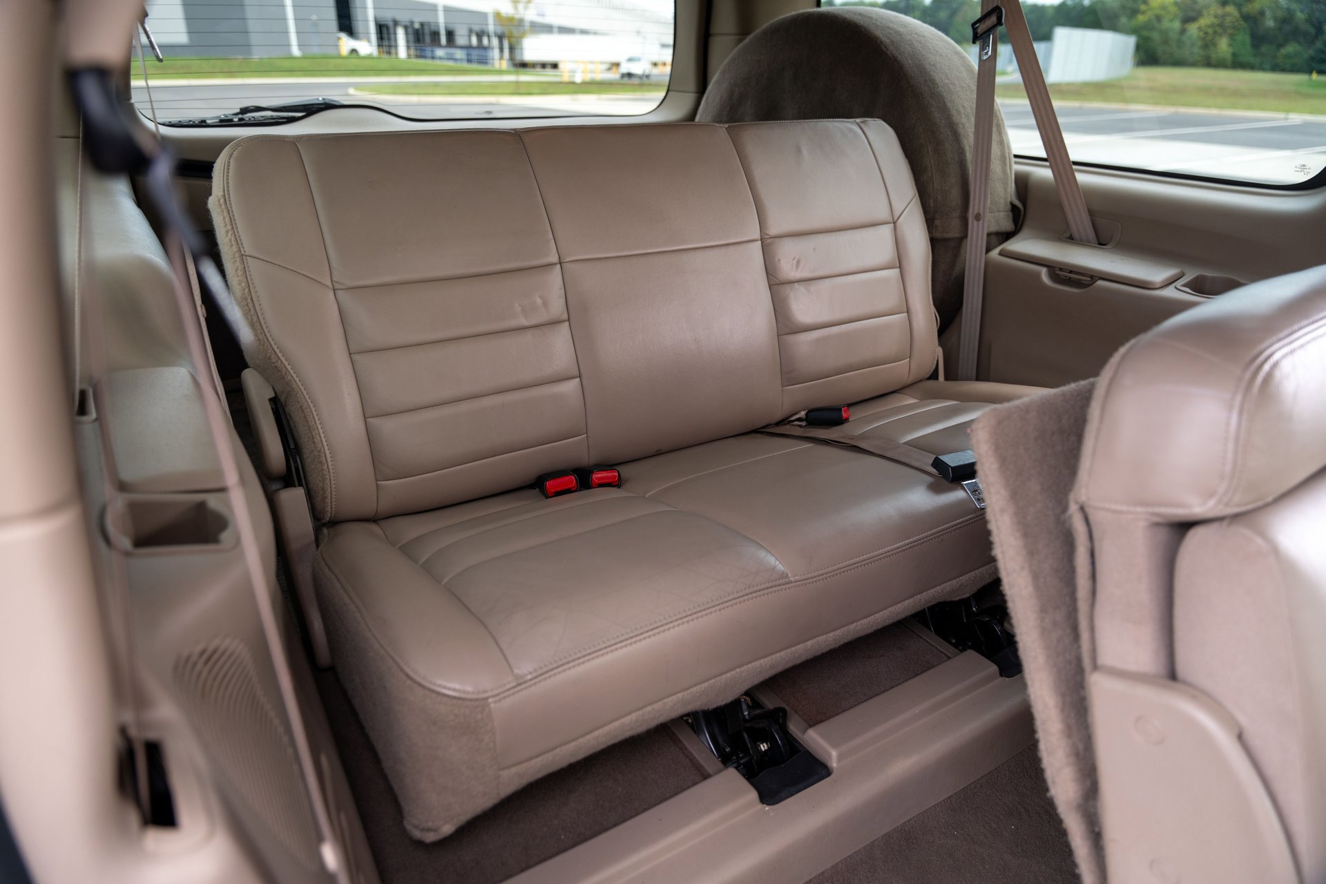 Used 2002 Ford Excursion Limited image 40