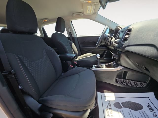 Used 2017 Jeep Compass Sport FWD image 15