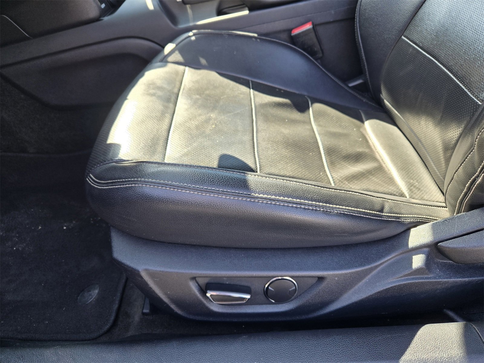 Used 2016 Ford Mustang GT Premium image 21