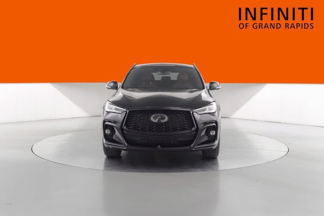 Used 2025 INFINITI QX50 Sport AWD/4WD image 2