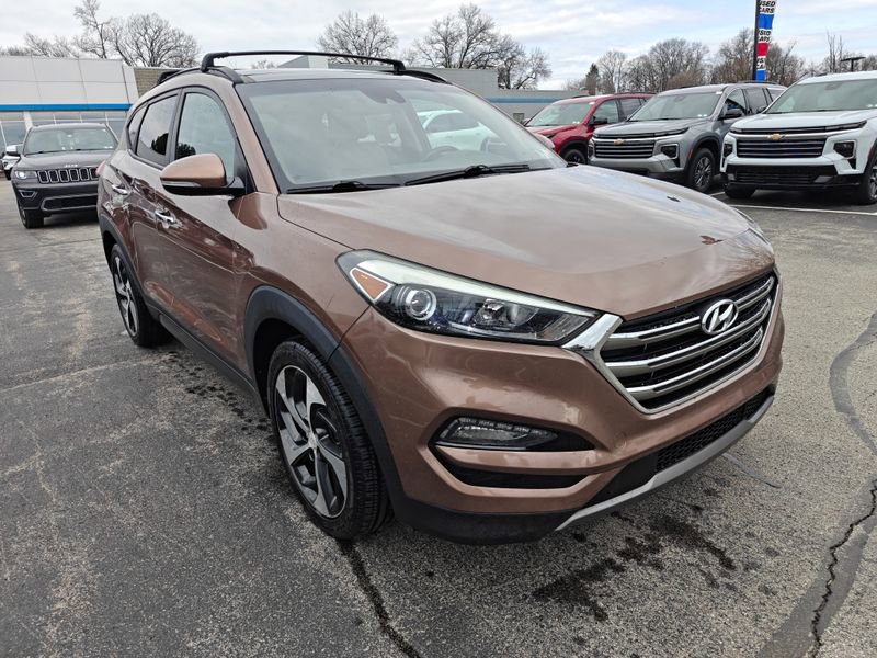 Used 2016 Hyundai Tucson Limited w/ Option Group 03 image 3