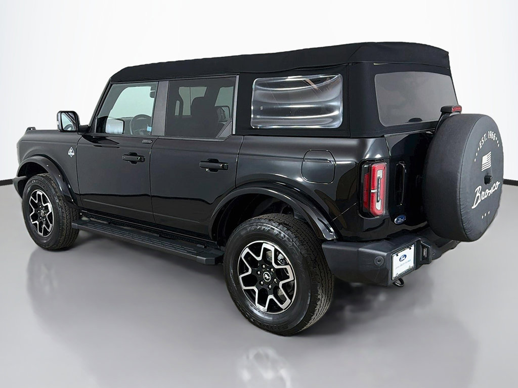 Used 2023 Ford Bronco Outer Banks AWD/4WD image 12