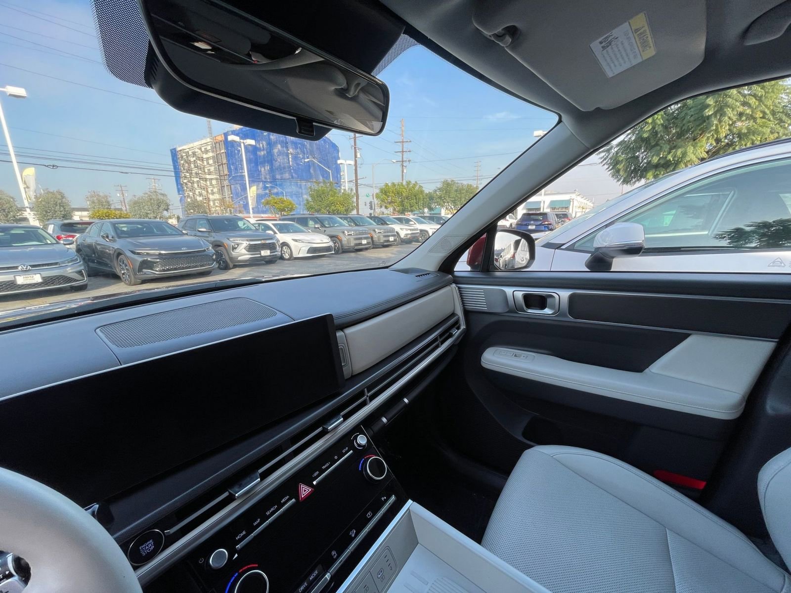 Used 2025 Hyundai Santa Fe SEL image 35