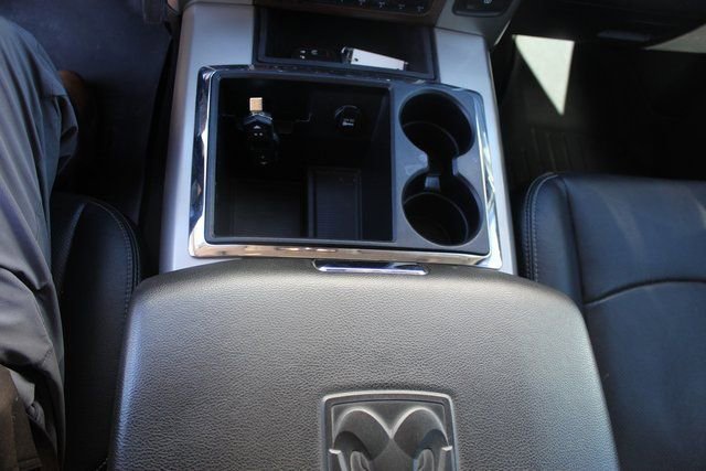 Used 2014 RAM 3500 Laramie AWD/4WD image 16