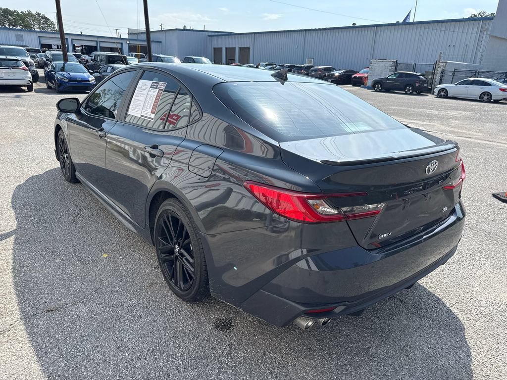 Used 2025 Toyota Camry SE w/ Convenience Package FWD image 6