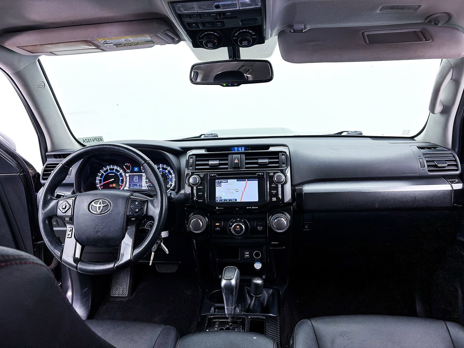 Used 2018 Toyota 4Runner TRD Off-Road Premium AWD/4WD image 23