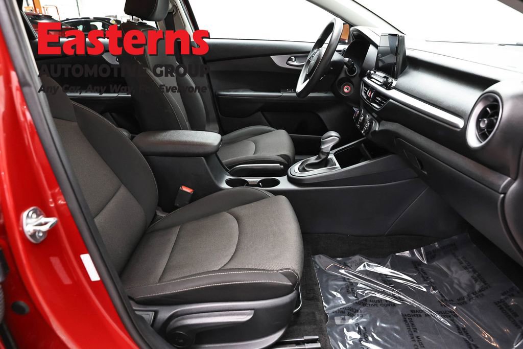 Used 2024 Kia Forte LXS FWD image 23