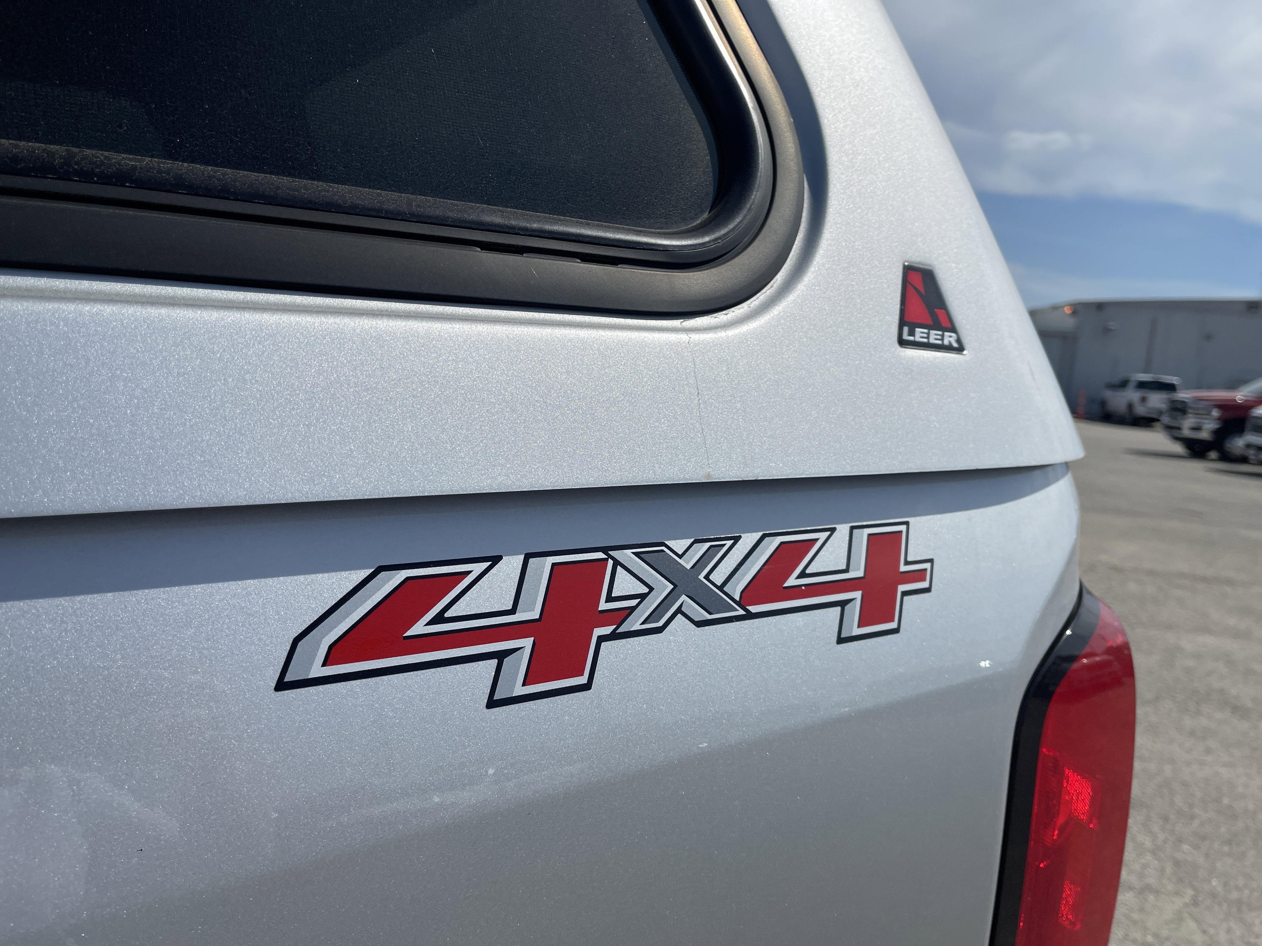 Used 2018 Chevrolet Colorado LT w/ Redline Special Edition image 12