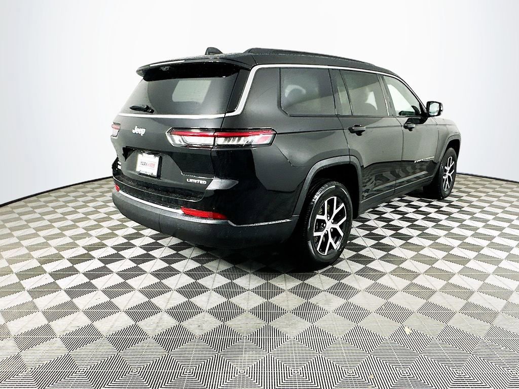 Certified 2025 Jeep Grand Cherokee L Limited w/ Luxury Tech Group II image 12
