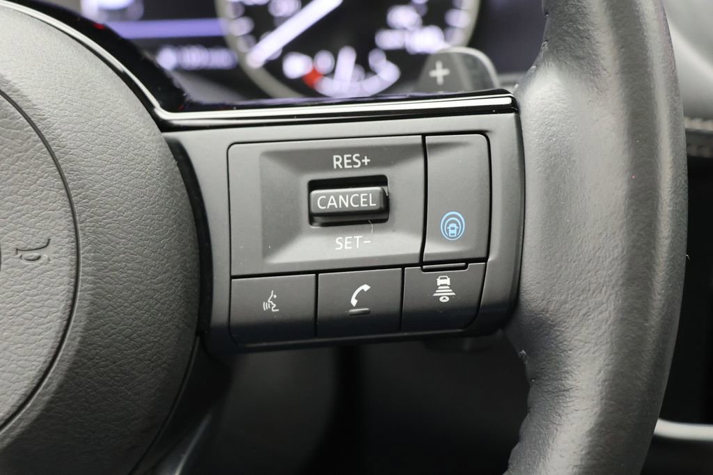 Used 2023 Nissan Rogue SV w/ SV Premium B Package image 20