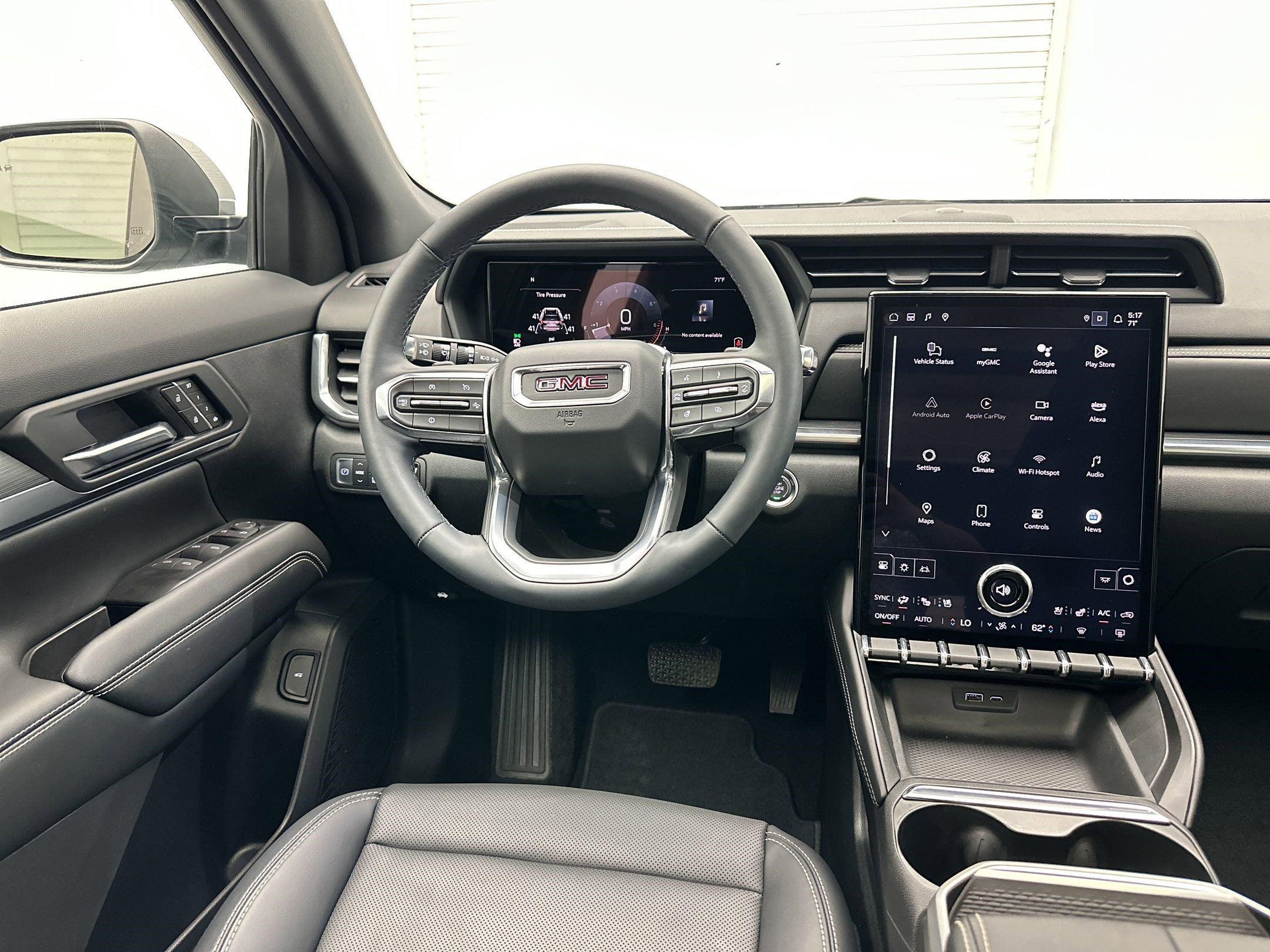 Certified 2025 GMC Terrain Elevation w/ Elevation Premium Package AWD/4WD image 26