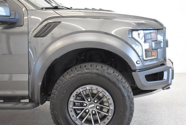 Used 2019 Ford F150 Raptor w/ Equipment Group 802A Luxury image 12