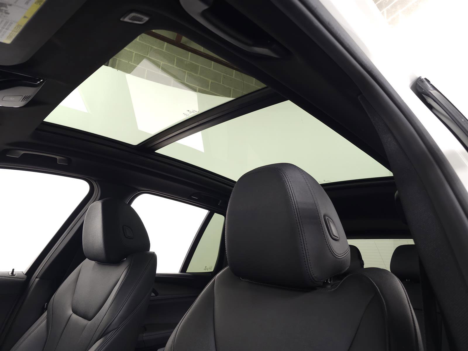 Used 2018 BMW X3 M40i image 16