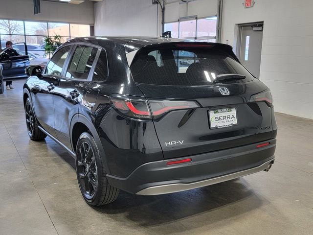 Used 2023 Honda HR-V Sport image 8