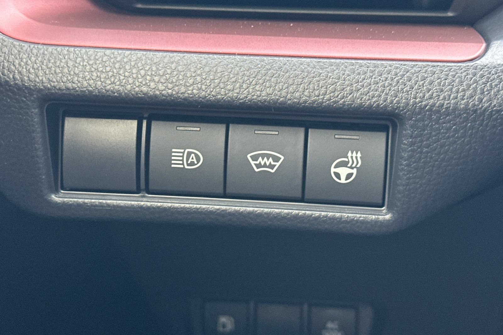 New 2026 Toyota Prius Plug-In Hybrid FWD image 29