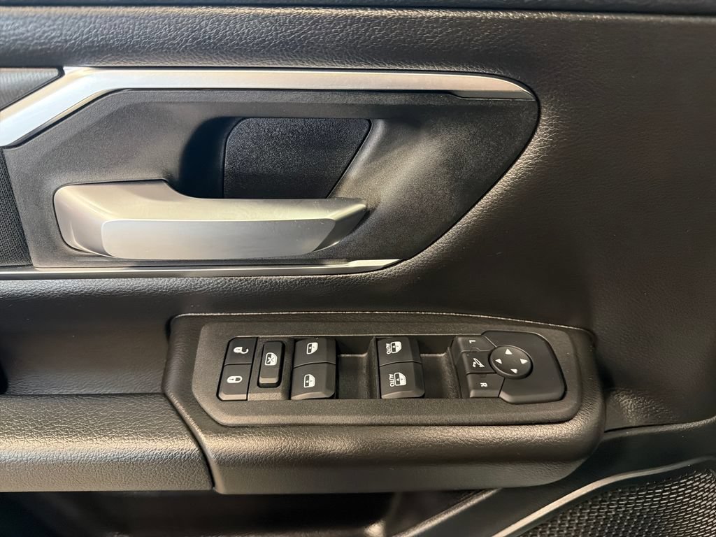 Used 2025 RAM 1500 Big Horn AWD/4WD image 16