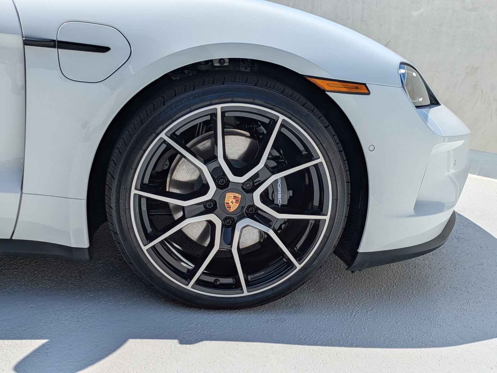 New 2025 Porsche Taycan image 11