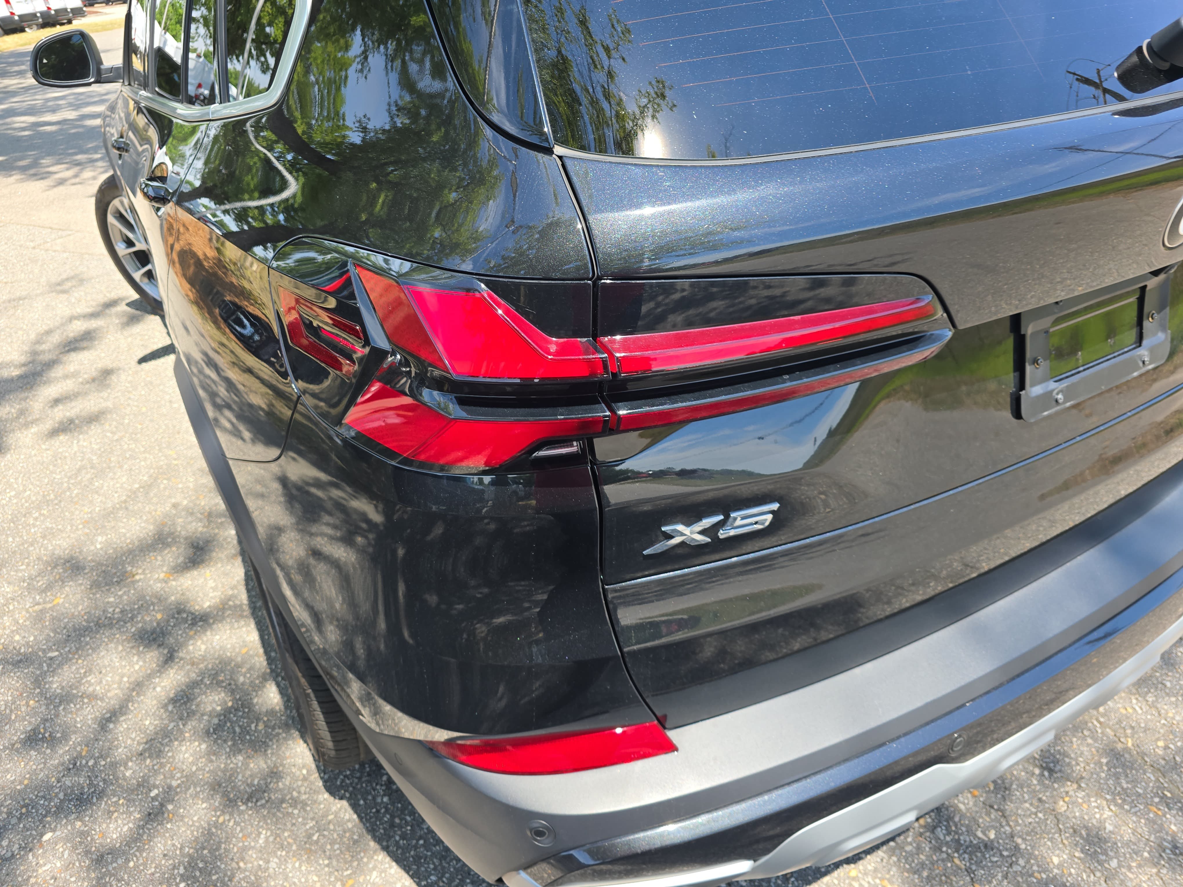Used 2025 BMW X5 sDrive40i w/ Executive Package RWD image 37