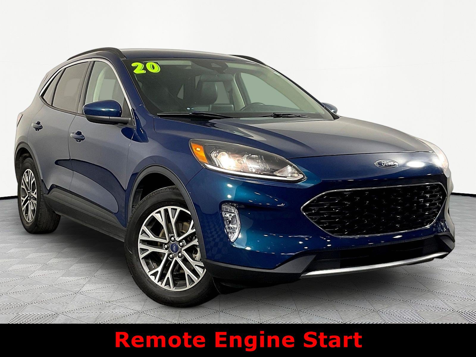 Used 2020 Ford Escape SEL AWD/4WD image 3