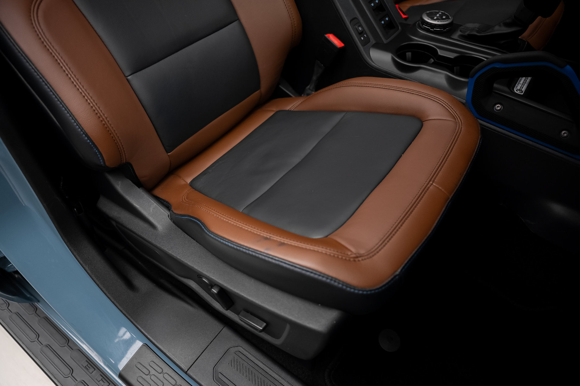 Used 2023 Ford Bronco Outer Banks AWD/4WD image 72