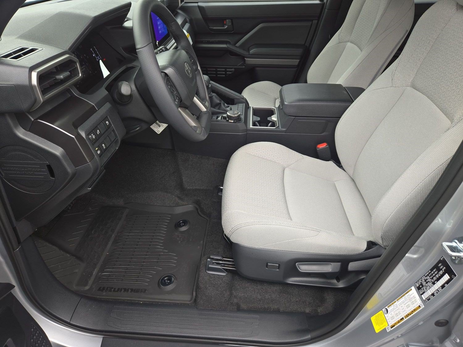 New 2026 Toyota 4Runner SR5 AWD/4WD image 16