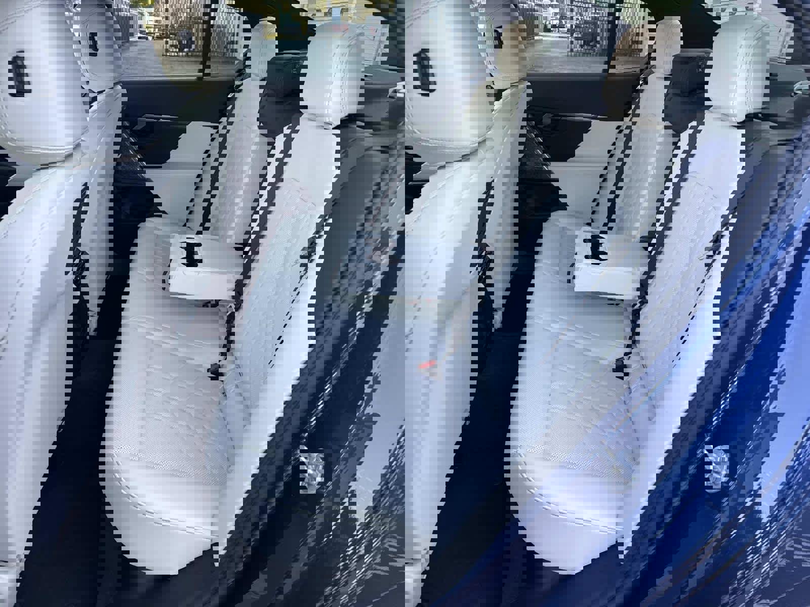 Certified 2025 BMW i5 M60 w/ Premium Package image 12