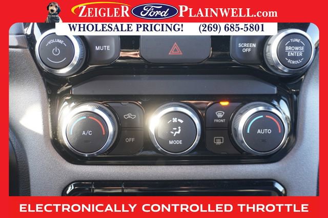 Used 2023 RAM 3500 Tradesman w/ Convenience Group image 20