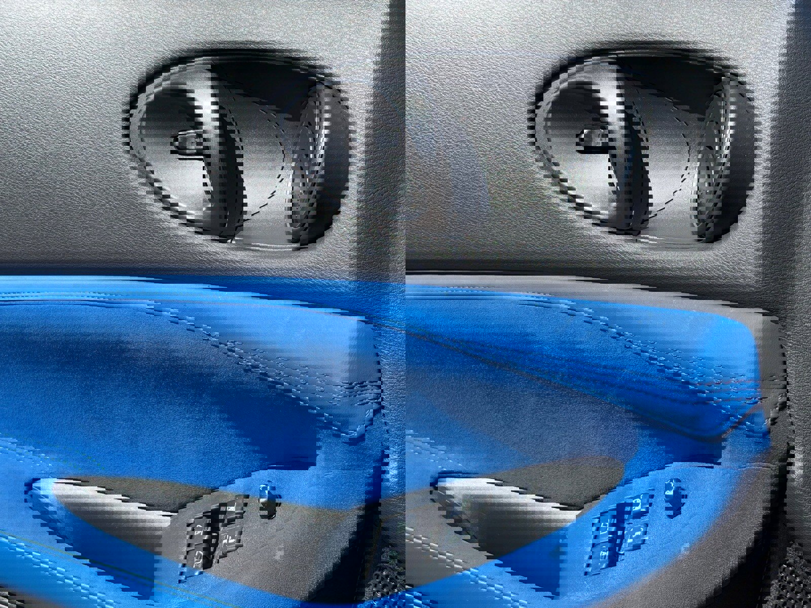 Certified 2024 Nissan Z Performance w/ Floor Mat Package image 16