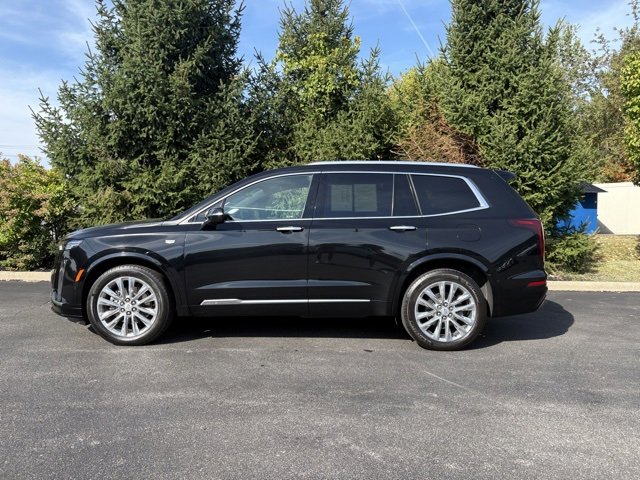 Certified 2023 Cadillac XT6 Premium Luxury w/ Technology Package image 2