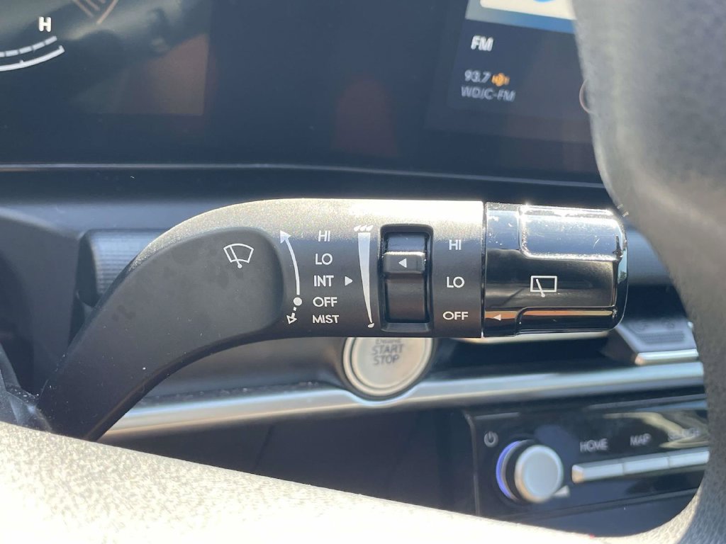 Used 2025 Hyundai Tucson SEL FWD image 31