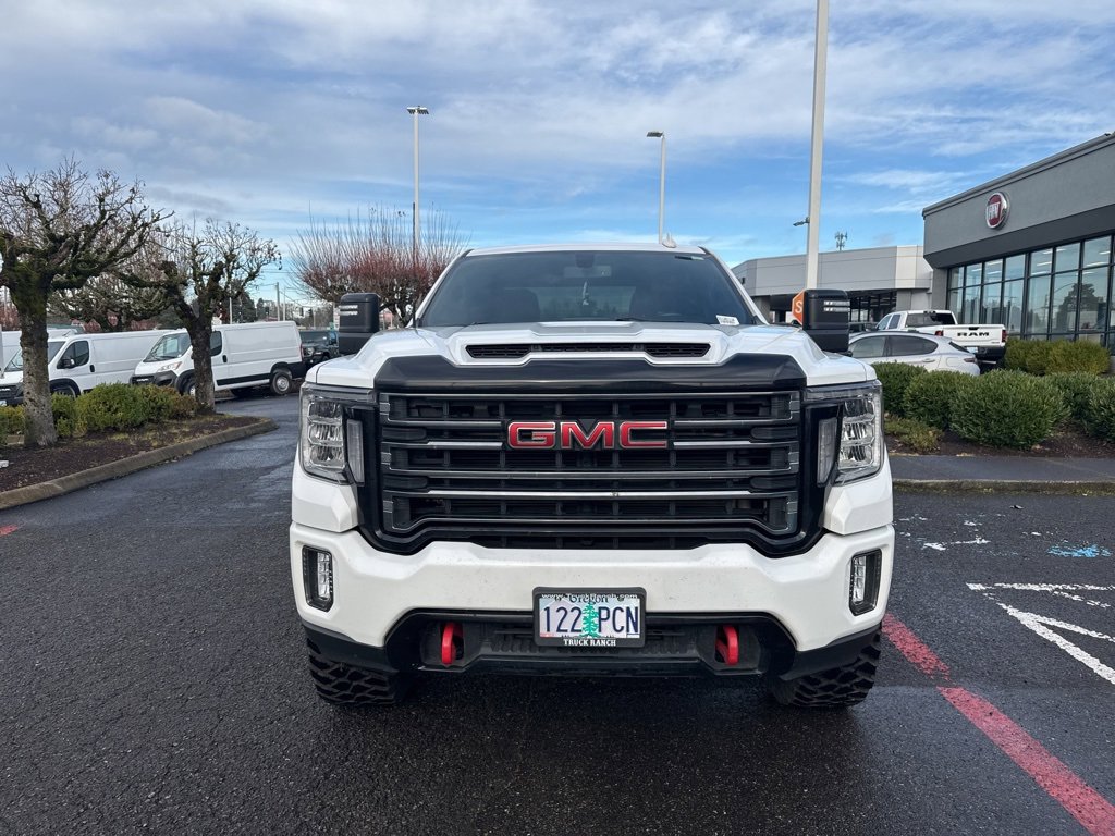 Used 2022 GMC Sierra 2500 AT4 image 2