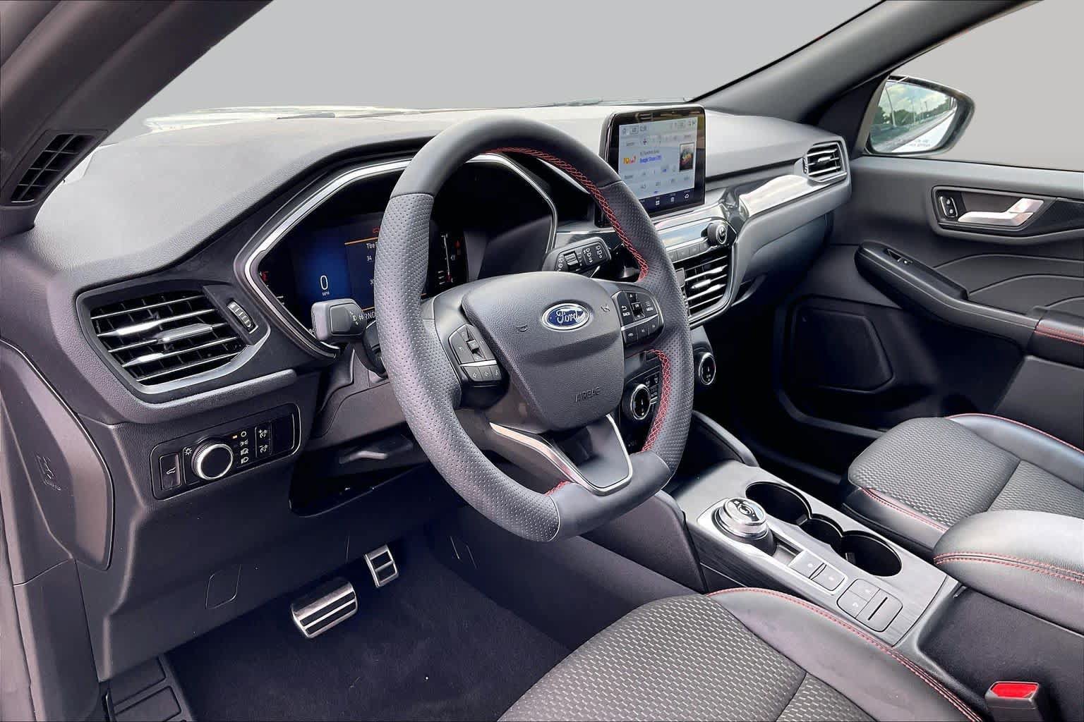 Used 2023 Ford Escape ST-Line AWD/4WD image 16