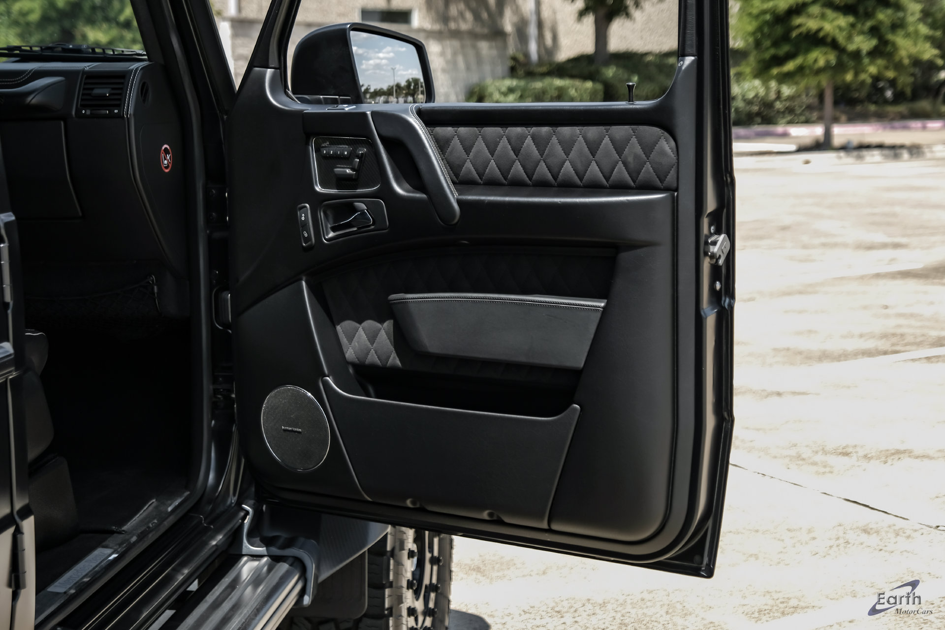 Used 2017 Mercedes-Benz G 550 Squared image 88