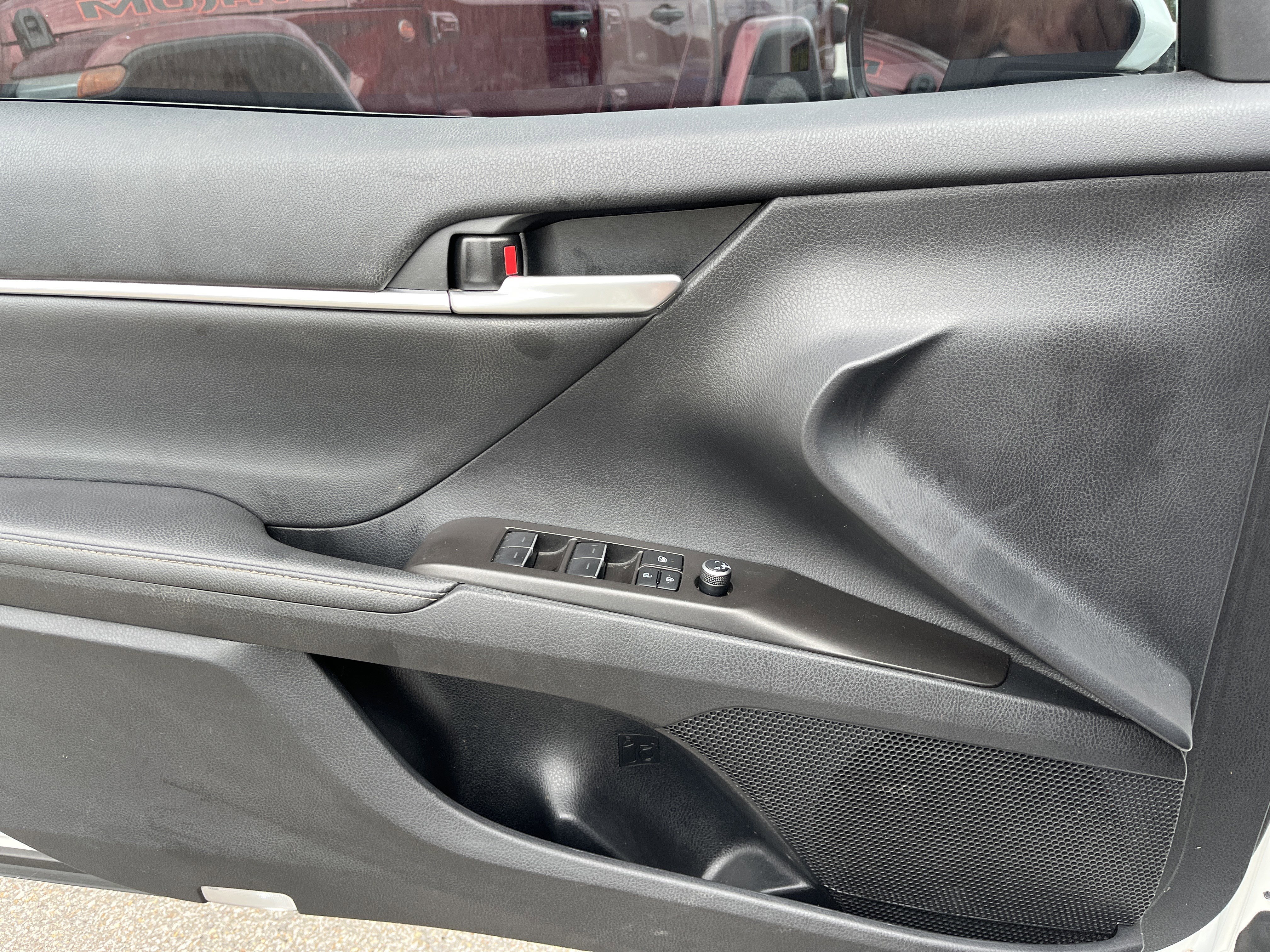 Used 2024 Toyota Camry XSE w/ Driver Assist Package FWD image 28