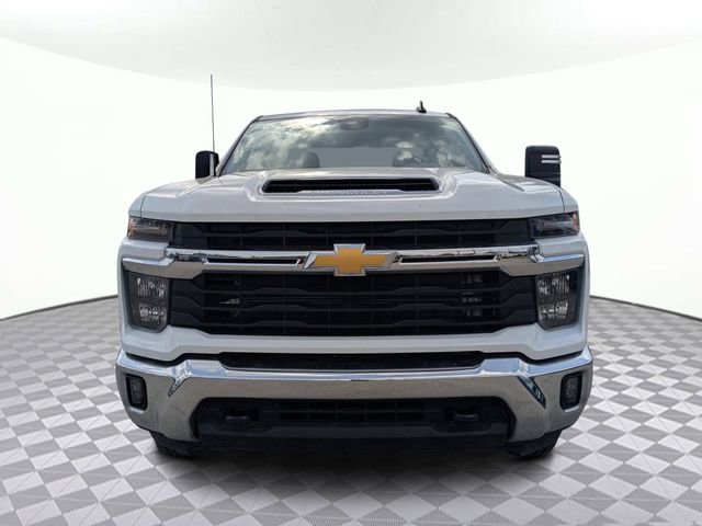 Used 2025 Chevrolet Silverado 2500 LT w/ Convenience Package image 9