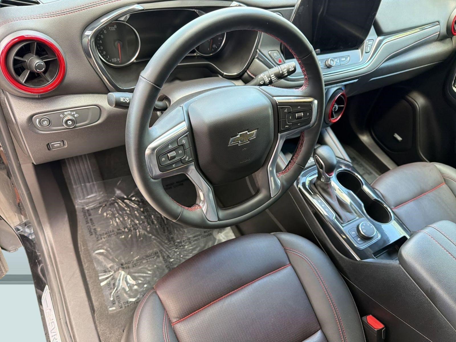 Used 2024 Chevrolet Blazer RS w/ Driver Confidence II Package image 4