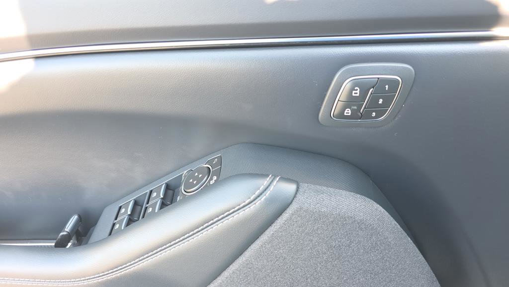 Certified 2022 Ford Mustang Mach-E Premium image 23