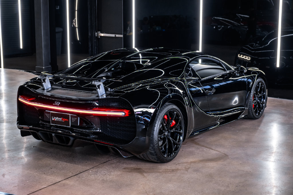 Used 2018 Bugatti Chiron AWD/4WD image 23