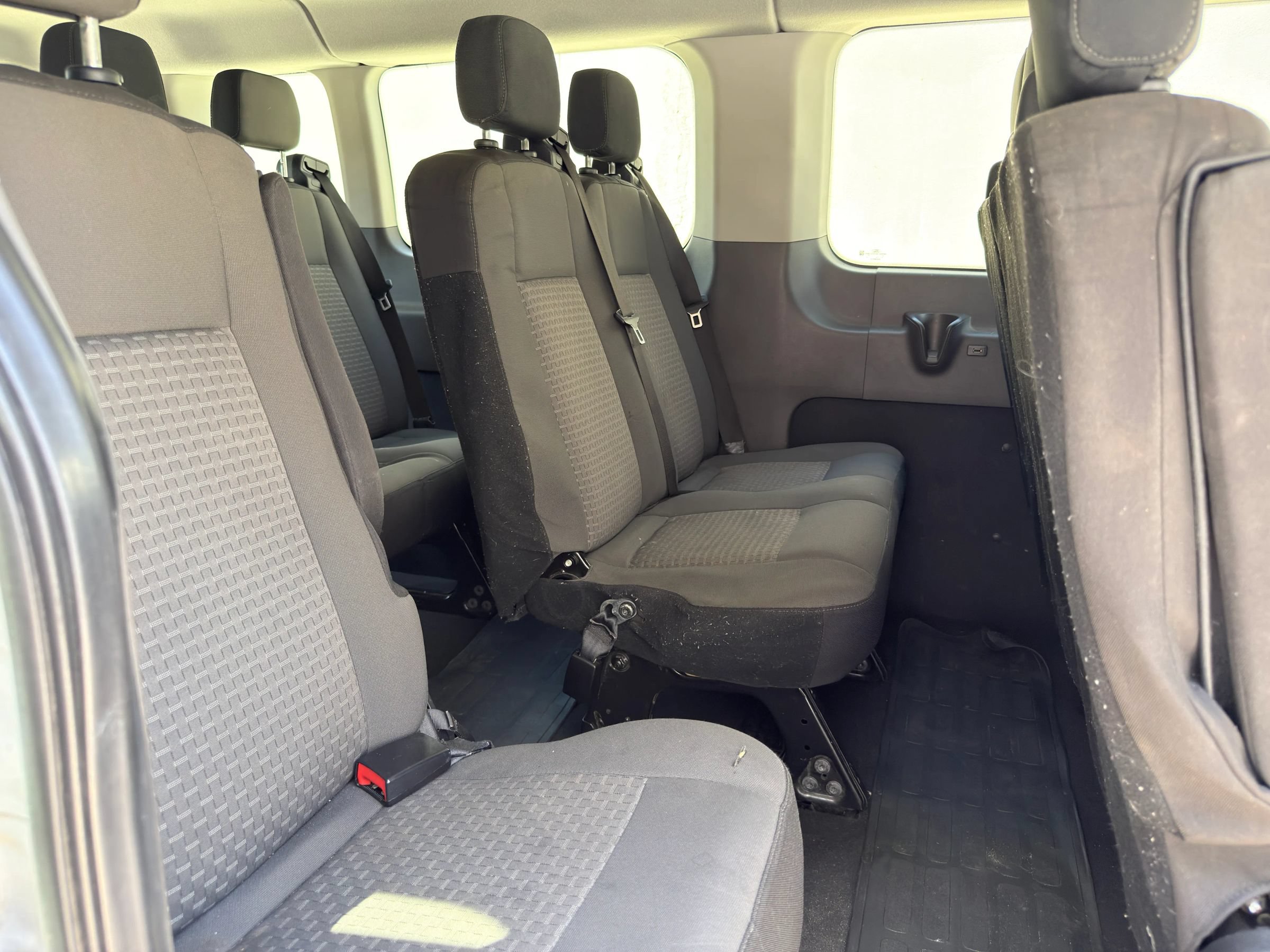 Used 2020 Ford Transit 350 XLT RWD image 19