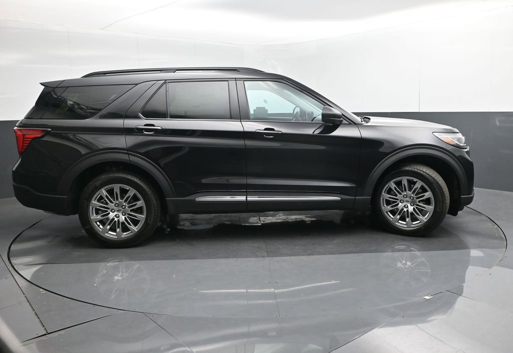New 2025 Ford Explorer Active w/ Active Comfort Package image 6