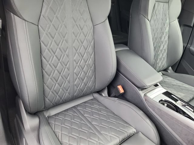 New 2026 Audi SQ5 Premium Plus AWD/4WD image 19