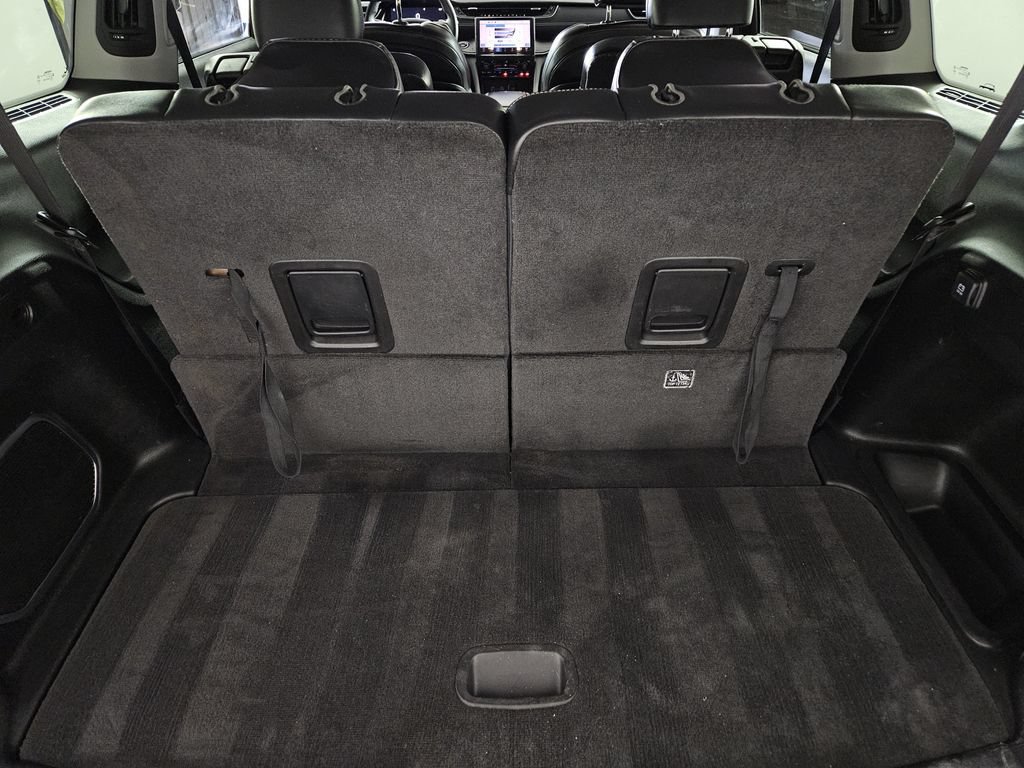 Used 2021 Jeep Grand Cherokee L Limited RWD image 33