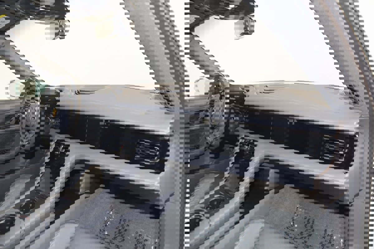 Used 2020 Porsche Taycan 4S image 53