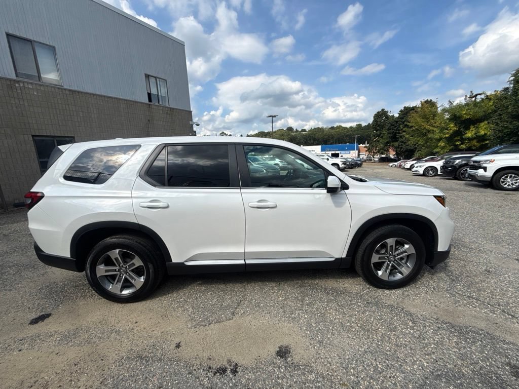 Used 2024 Honda Pilot EX-L image 8
