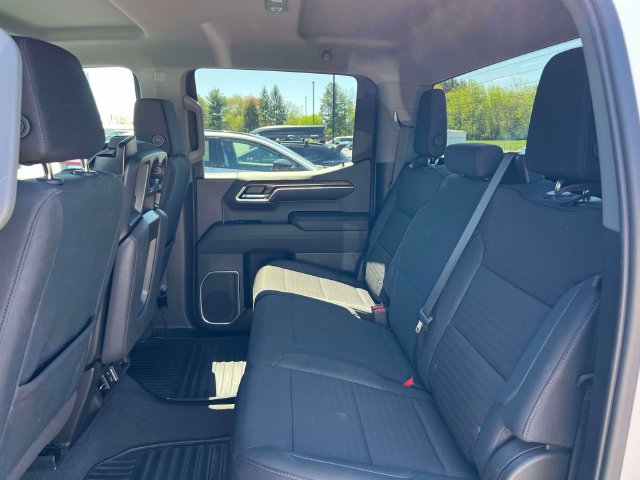 Used 2023 Chevrolet Silverado 1500 LT AWD/4WD image 27