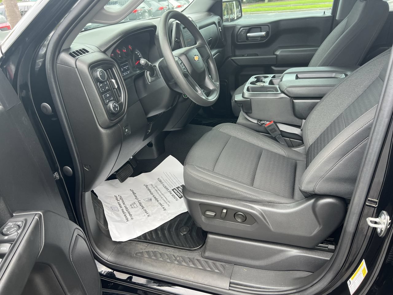 Used 2023 Chevrolet Silverado 1500 Custom AWD/4WD image 16