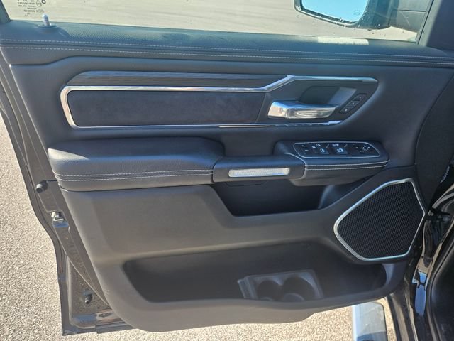 Used 2023 RAM 1500 Laramie AWD/4WD image 10