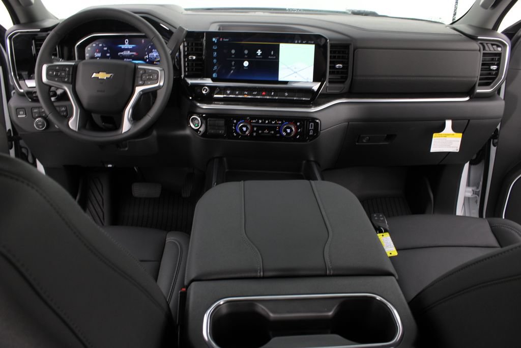 New 2026 Chevrolet Silverado 2500 LTZ w/ LTZ Plus Package AWD/4WD image 12