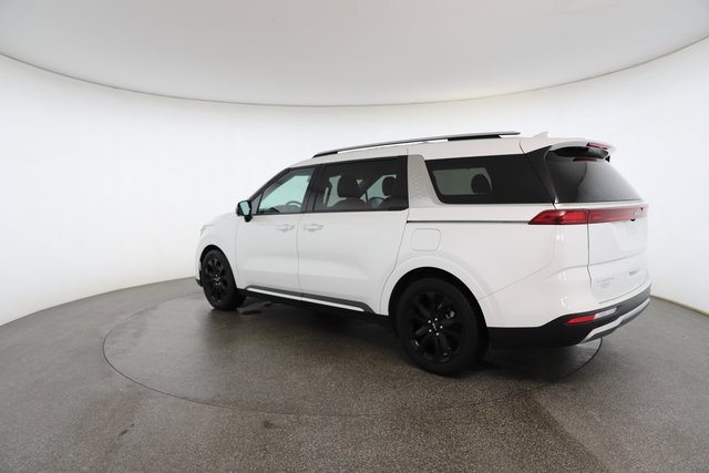 Used 2024 Kia Carnival SX image 10